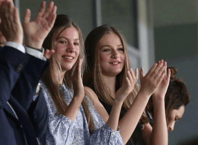 王室有女初长成！西班牙王室姐妹花好惊艳继承了莱后盛世美颜